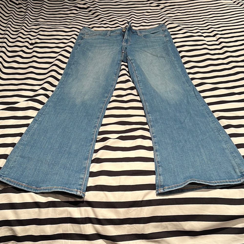 American Eagle boot cut stretch